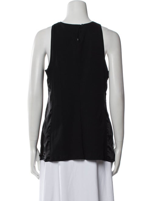 Brunello Cucinelli Crew Neck Sleeveless Top