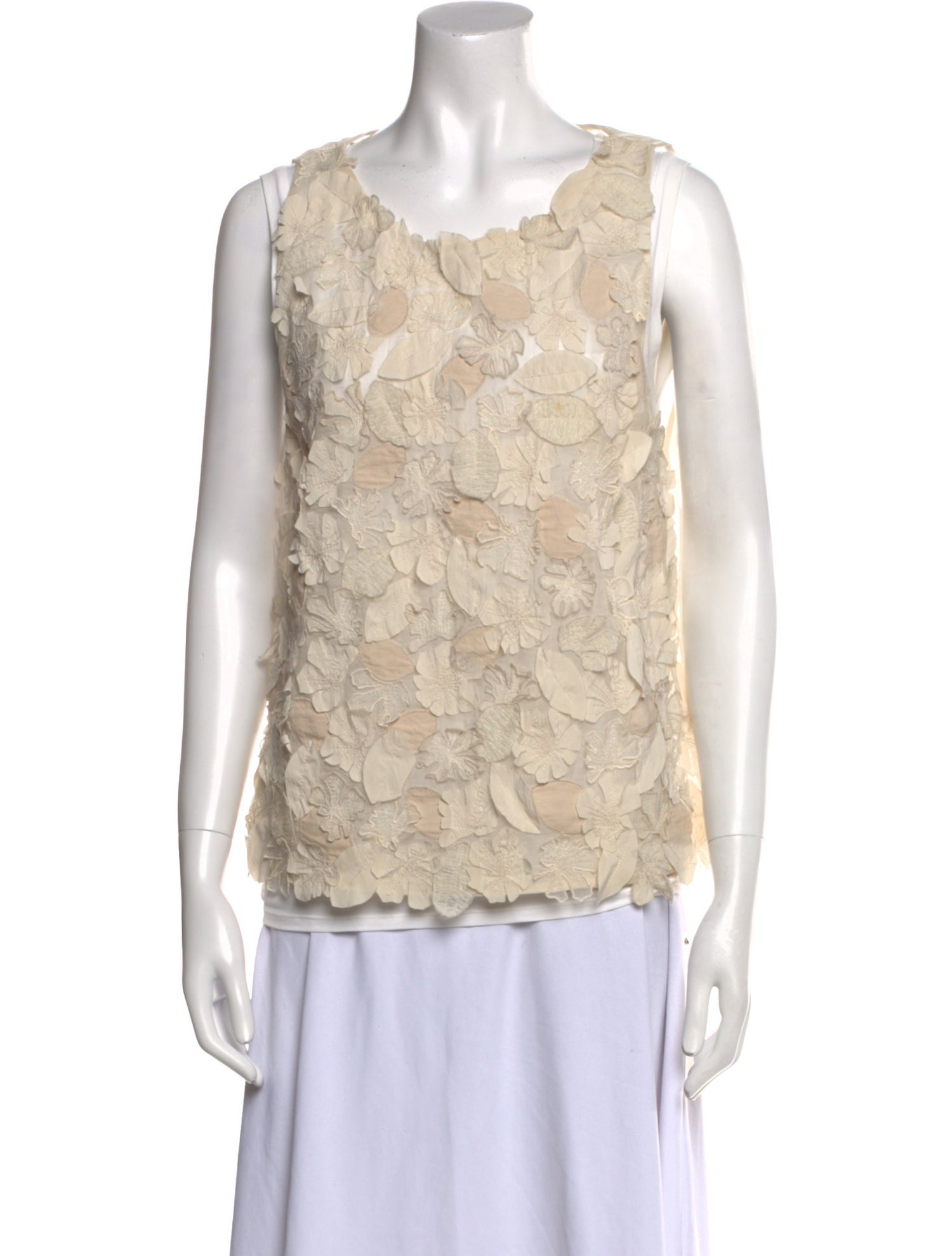 Brunello Cucinelli Lace Pattern Scoop Neck Blouse