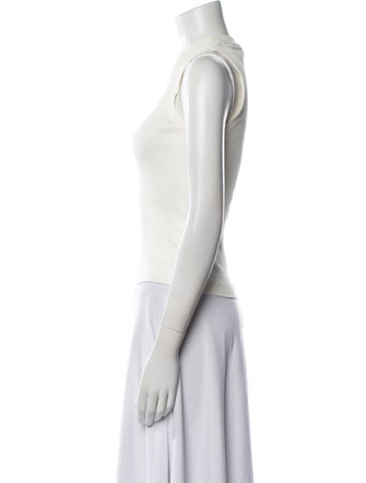 Brunello Cucinelli Crew Neck Sleeveless Top
