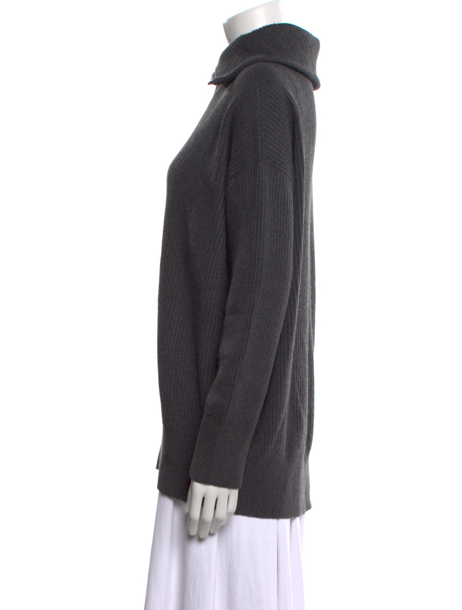 Brunello Cucinelli Baby Cashmere Crew Neck Sweater w/ Tags