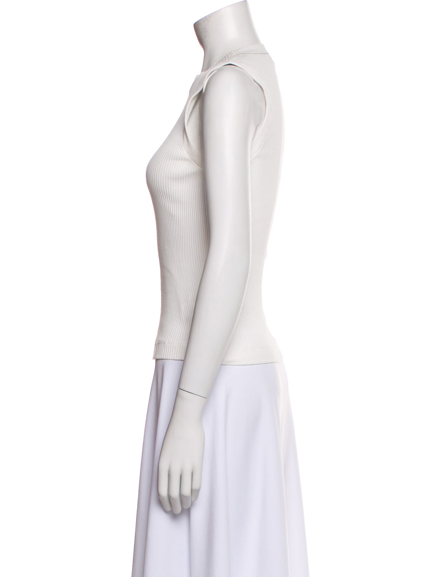 Brunello Cucinelli Crew Neck Sleeveless Top
