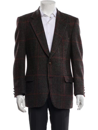 Burberry's Wool Houndstooth Print Suit