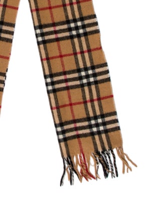 Burberry's Lambswool House Check Pattern Scarf