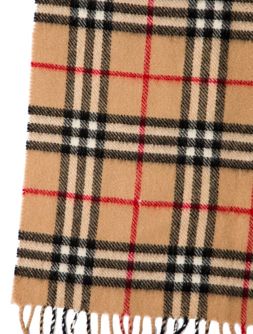 Burberry's Wool House Check Pattern Scarf