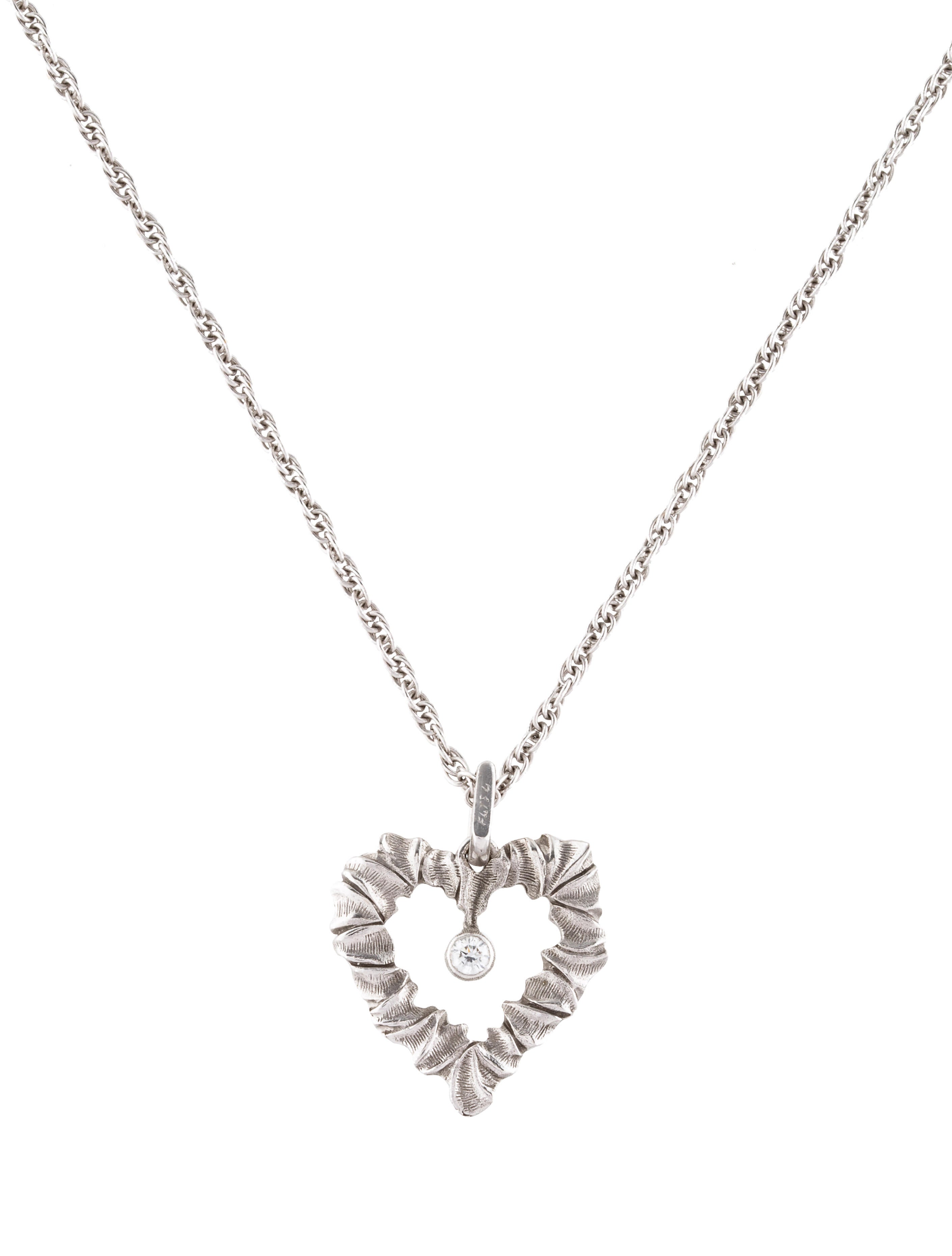 18k diamond heart pendant necklace
