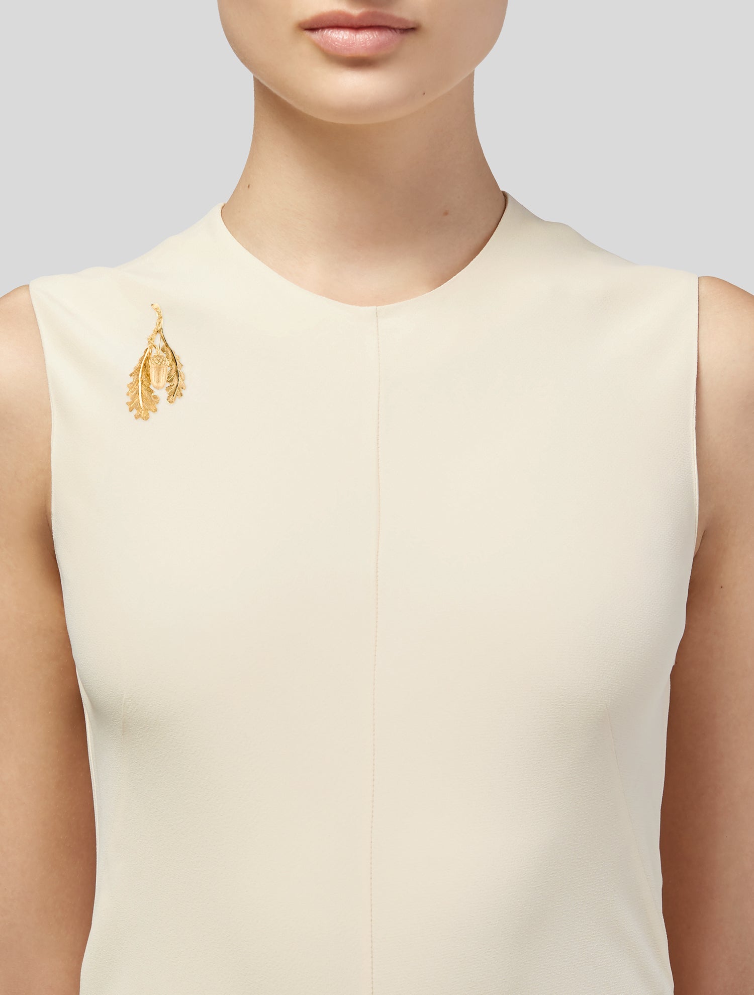 Buccellati 18K Acorn Leaf Brooch