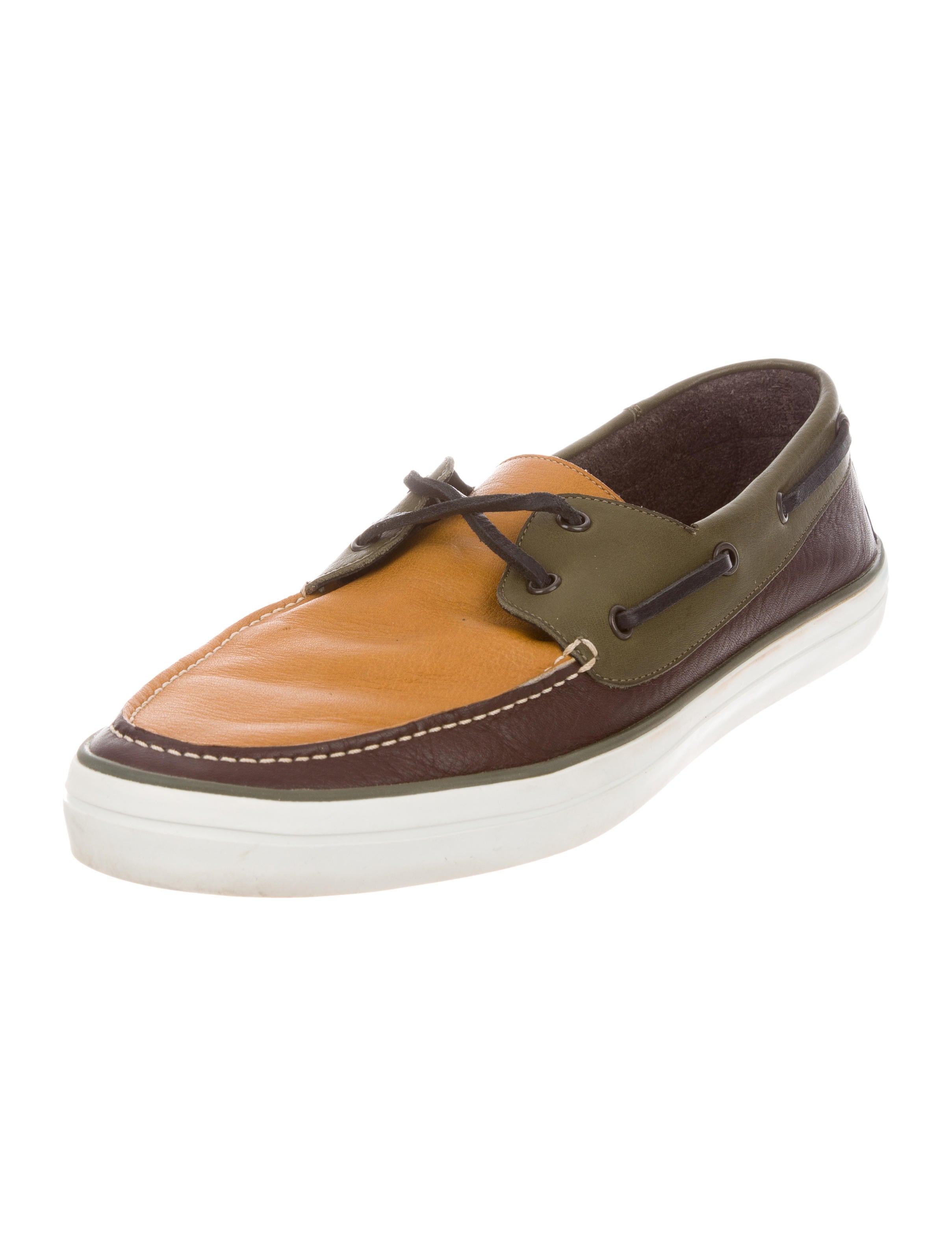 burberry boat shoes