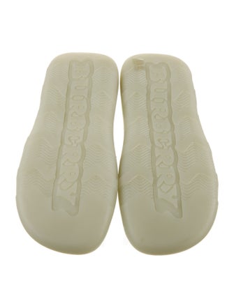 Burberry Prorsum Rubber Slides