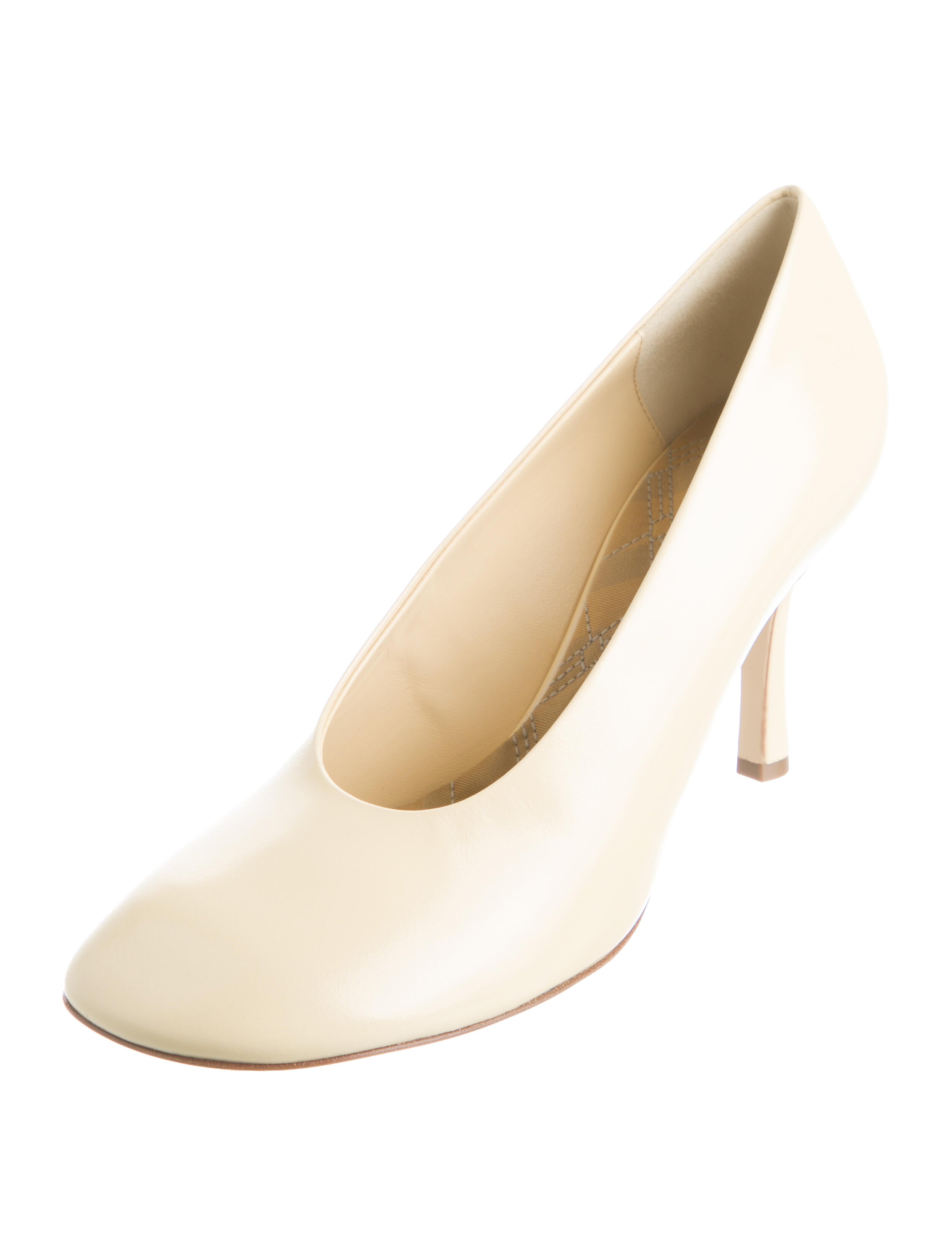Burberry Prorsum Leather Pumps