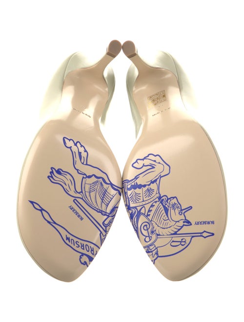 Burberry Prorsum Leather Pumps