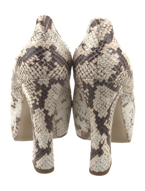 Burberry Prorsum Embossed Leather Animal Print Pumps