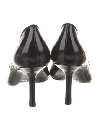 Burberry Prorsum Leather Pumps