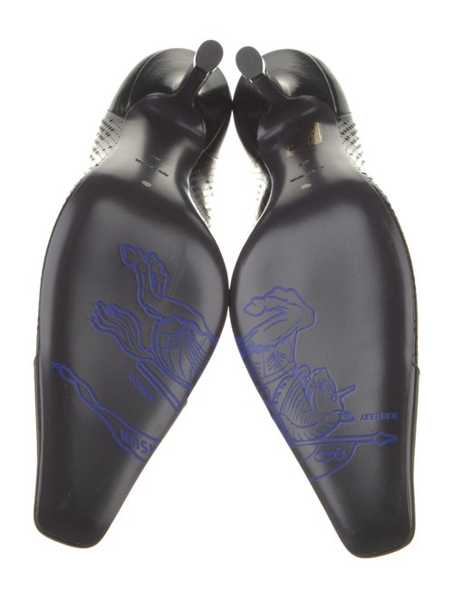 Burberry Prorsum Leather Pumps