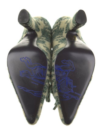 Burberry Prorsum Animal Print Fringe Trim Accent Pumps