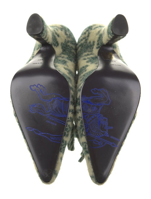 Burberry Prorsum Animal Print Fringe Trim Accent Pumps