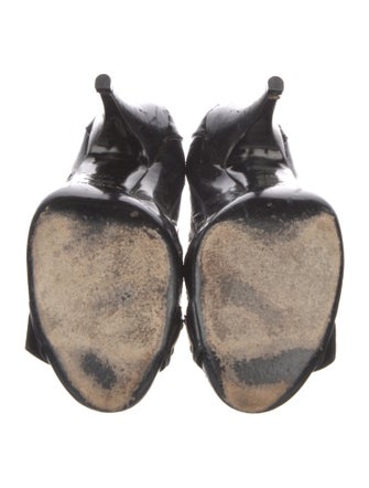 Burberry Prorsum House Check Pattern Patent Leather Pumps