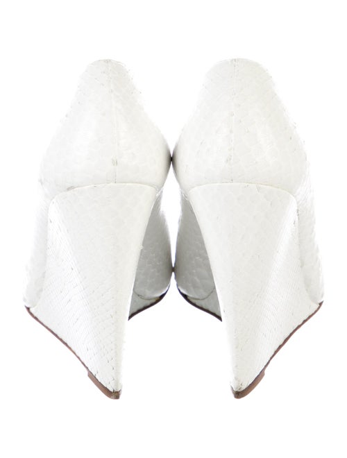 Burberry Prorsum Snakeskin Pumps