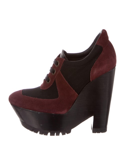 Burberry Suede Colorblock Pattern Pumps Black