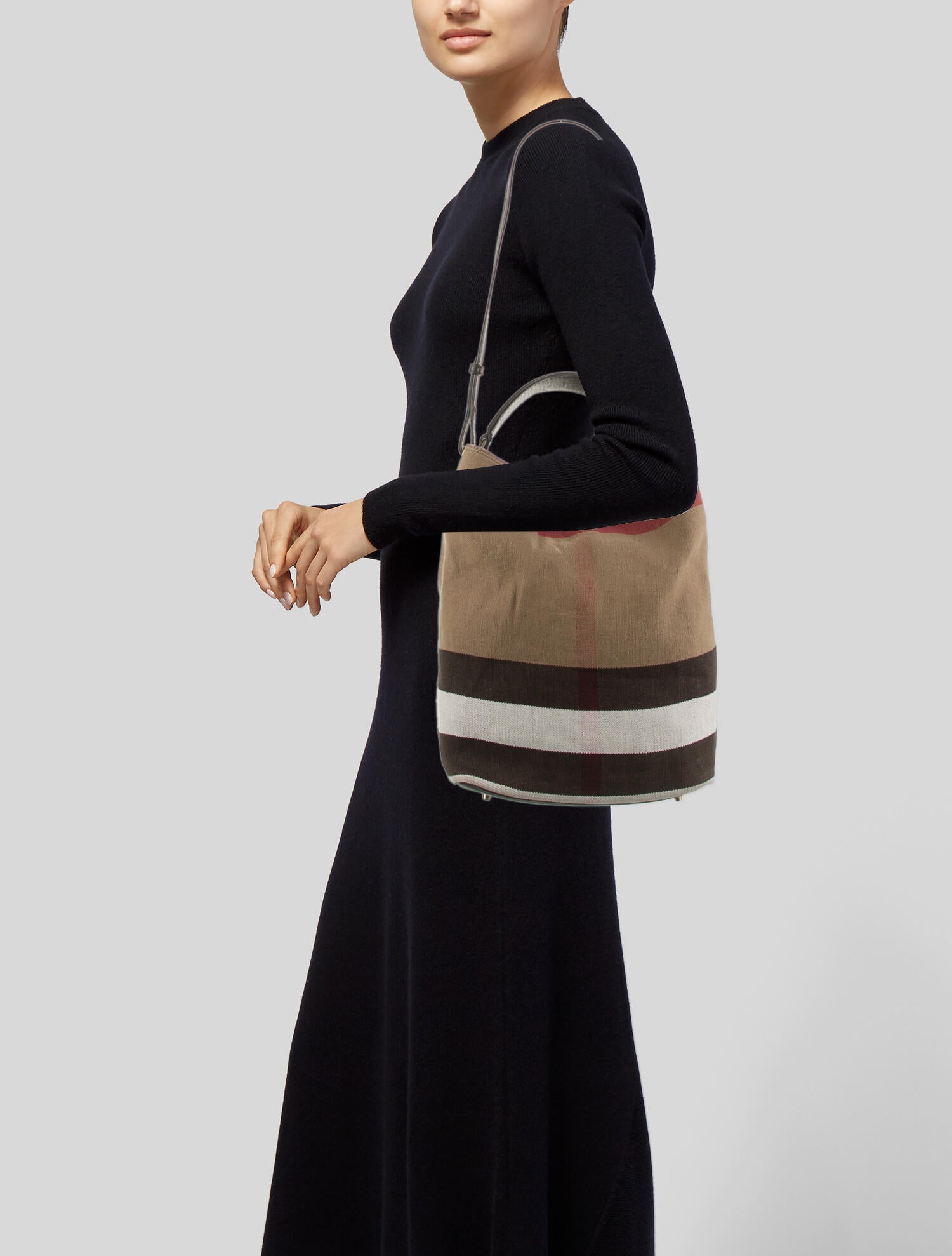 tumi pocket bag small