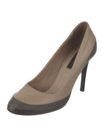 Burberry Leather Colorblock Pattern Pumps