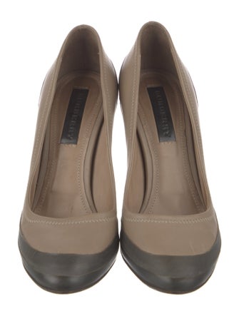 Burberry Leather Colorblock Pattern Pumps