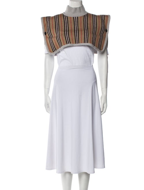 Burberry Merino Wool House Check Pattern Shawl