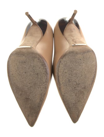 Burberry Leather Pumps