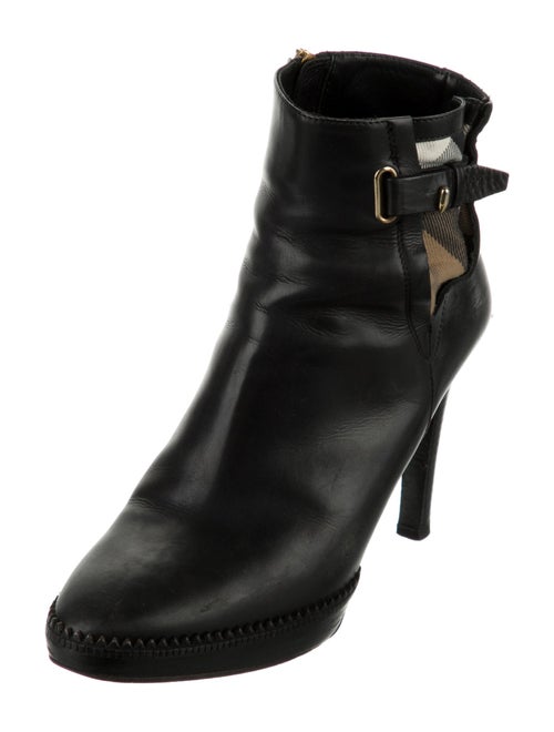Burberry Nova Check Pattern Leather Boots