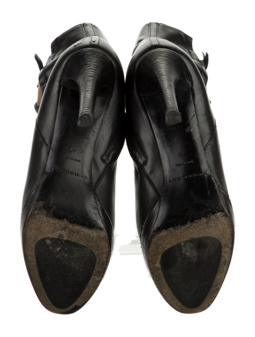 Burberry Nova Check Pattern Leather Boots