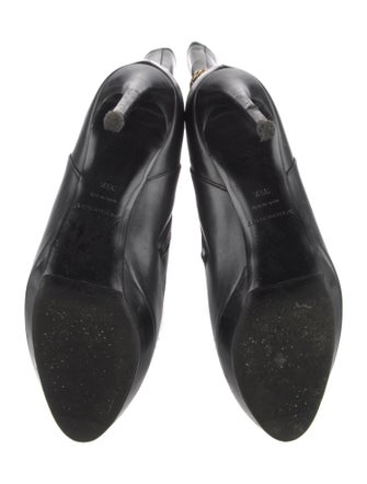 Burberry Leather Chain-Link Accents Boots