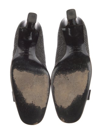 Burberry Houndstooth Print Leather Trim Embellishment Pumps