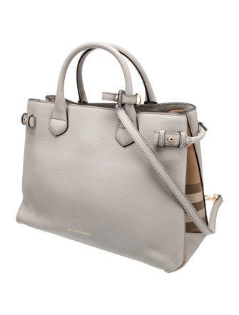 Burberry House Check Banner