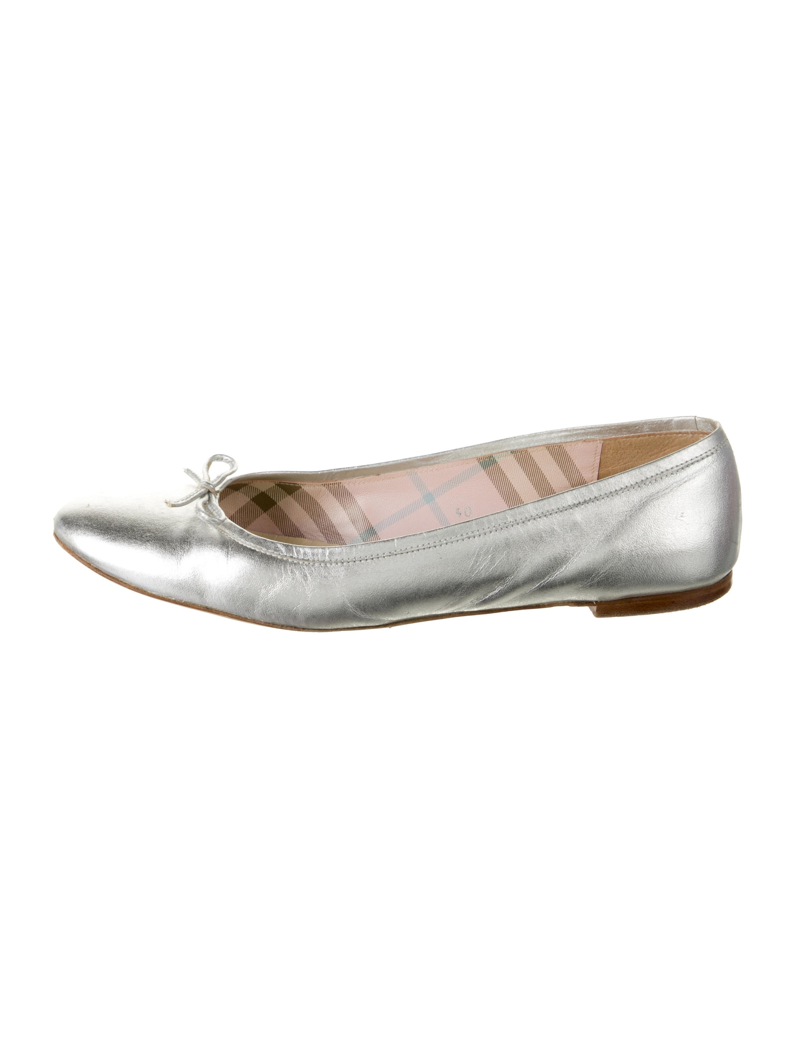 Burberry Leather Bow Accents Ballet Flats
