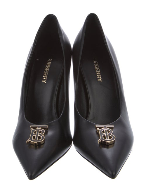 Burberry Leather Pumps