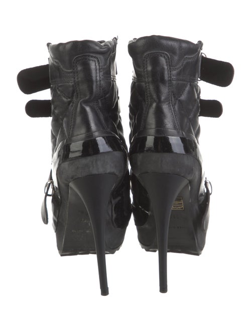 Burberry Quilted Pattern Leather Lace-Up Boots