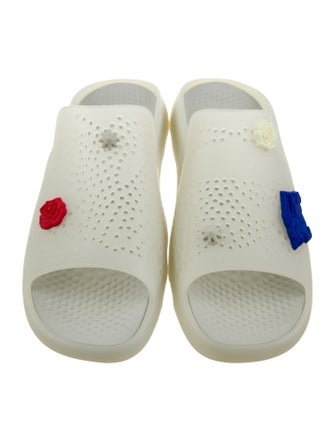 Burberry Rubber Slides