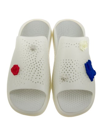 Burberry Rubber Slides