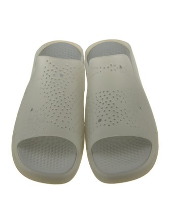 Burberry Rubber Slides