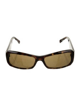 Burberry Square Tinted Sunglasses