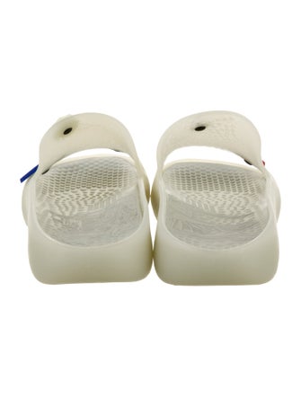 Burberry Rubber Slides