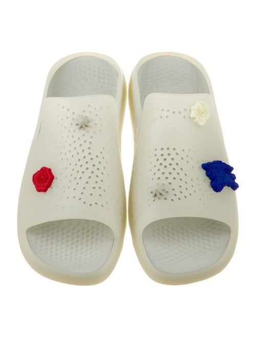 Burberry Rubber Slides