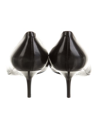 Burberry Leather Pumps