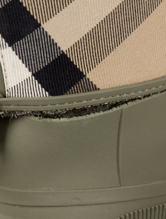 Burberry Nova Check Pattern Rubber Rain Boots