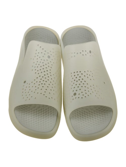 Burberry Rubber Slides