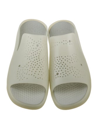 Burberry Rubber Slides