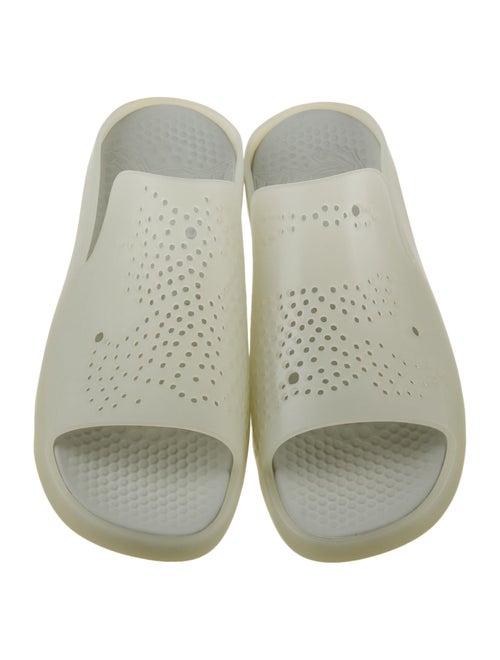 Burberry Rubber Slides