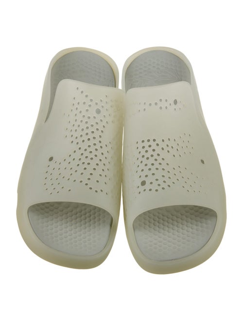 Burberry Rubber Slides