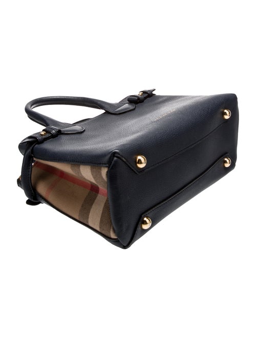 Burberry House Check Banner