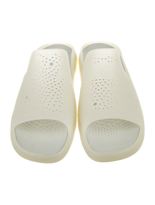 Burberry Rubber Slides