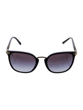 Burberry House Check Pattern Wayfarer Sunglasses